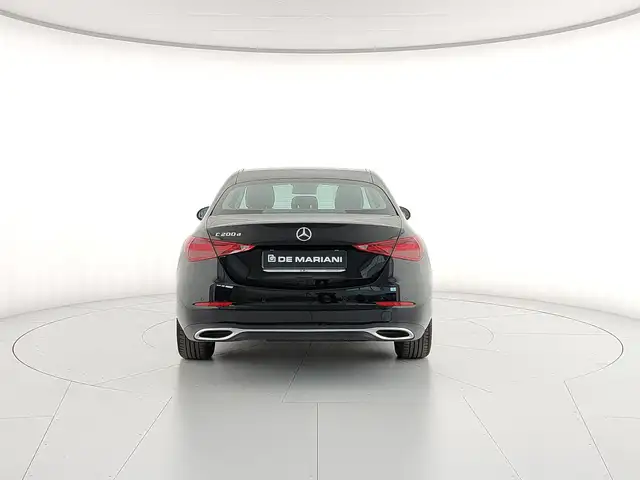 Mercedes-Benz C view 4