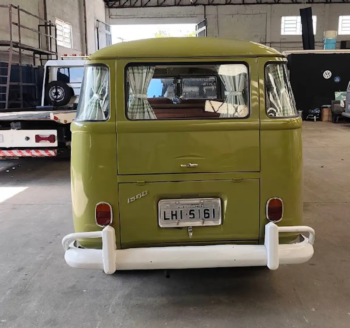 Volkswagen T1 neuer Lack und neue Innenausstattung - 2