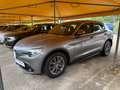 Alfa Romeo Stelvio 2.2 Turbodiesel 180 CV AT8 RWD Executive Gris - thumbnail 2