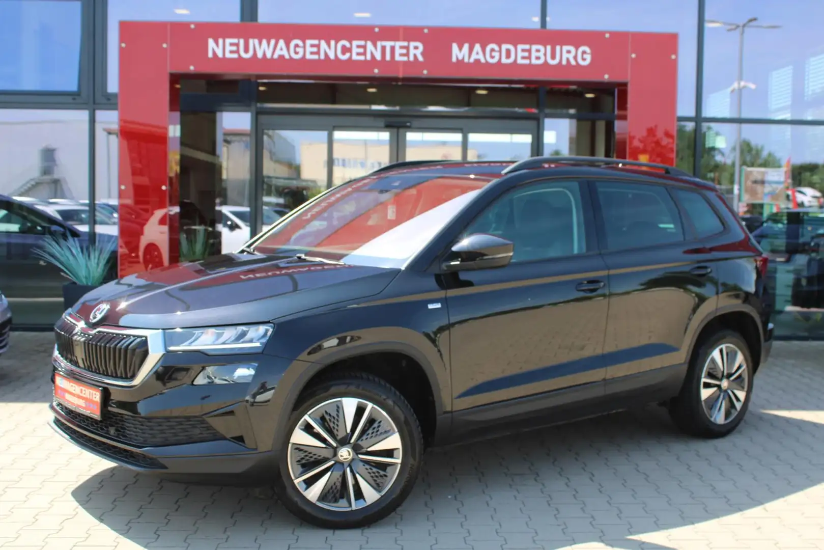 Skoda Karoq 1.5 TSI DSG*NAVI*ACC*KAMERA*4xSHZ*ele.HECKKL.*TEMP Noir - 1