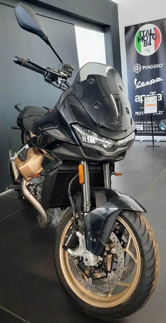 Moto Guzzi V 100 Blanc - 1