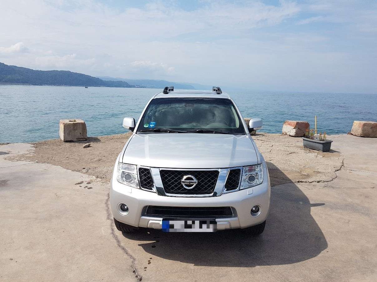 Second hand Nissan Pathfinder 2.5 dci
