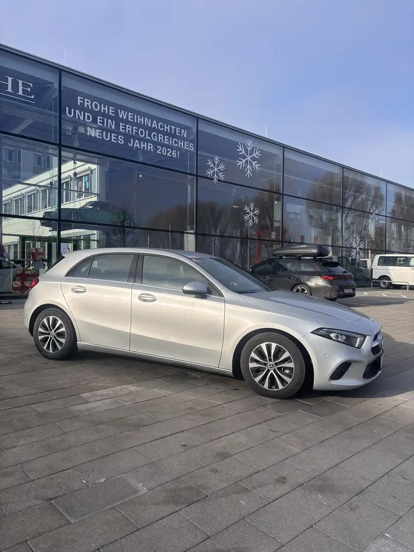 Mercedes-Benz A 180 d Aut. - 2