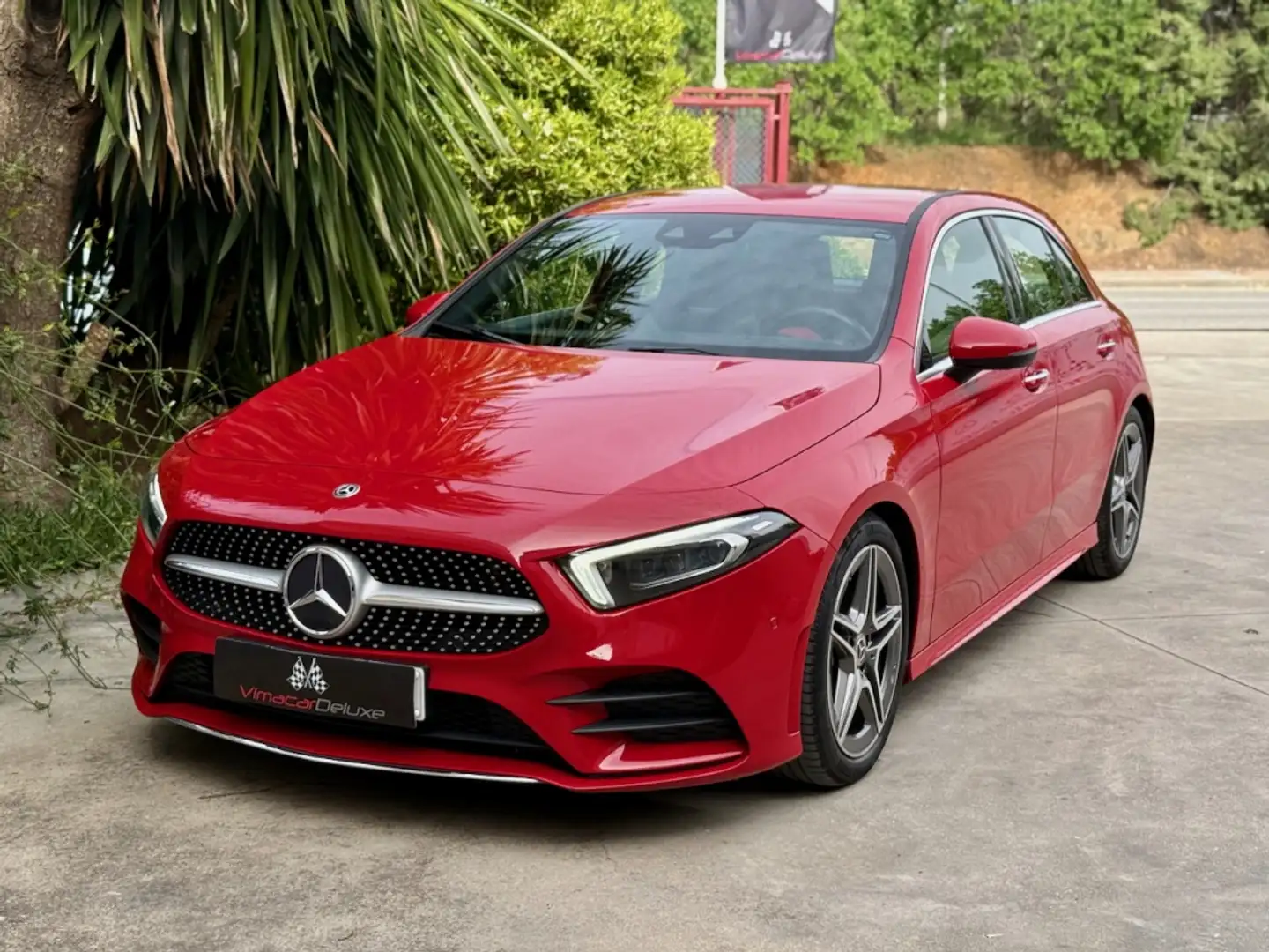 Mercedes-Benz A 180 180d 7G-DCT Rojo - 2