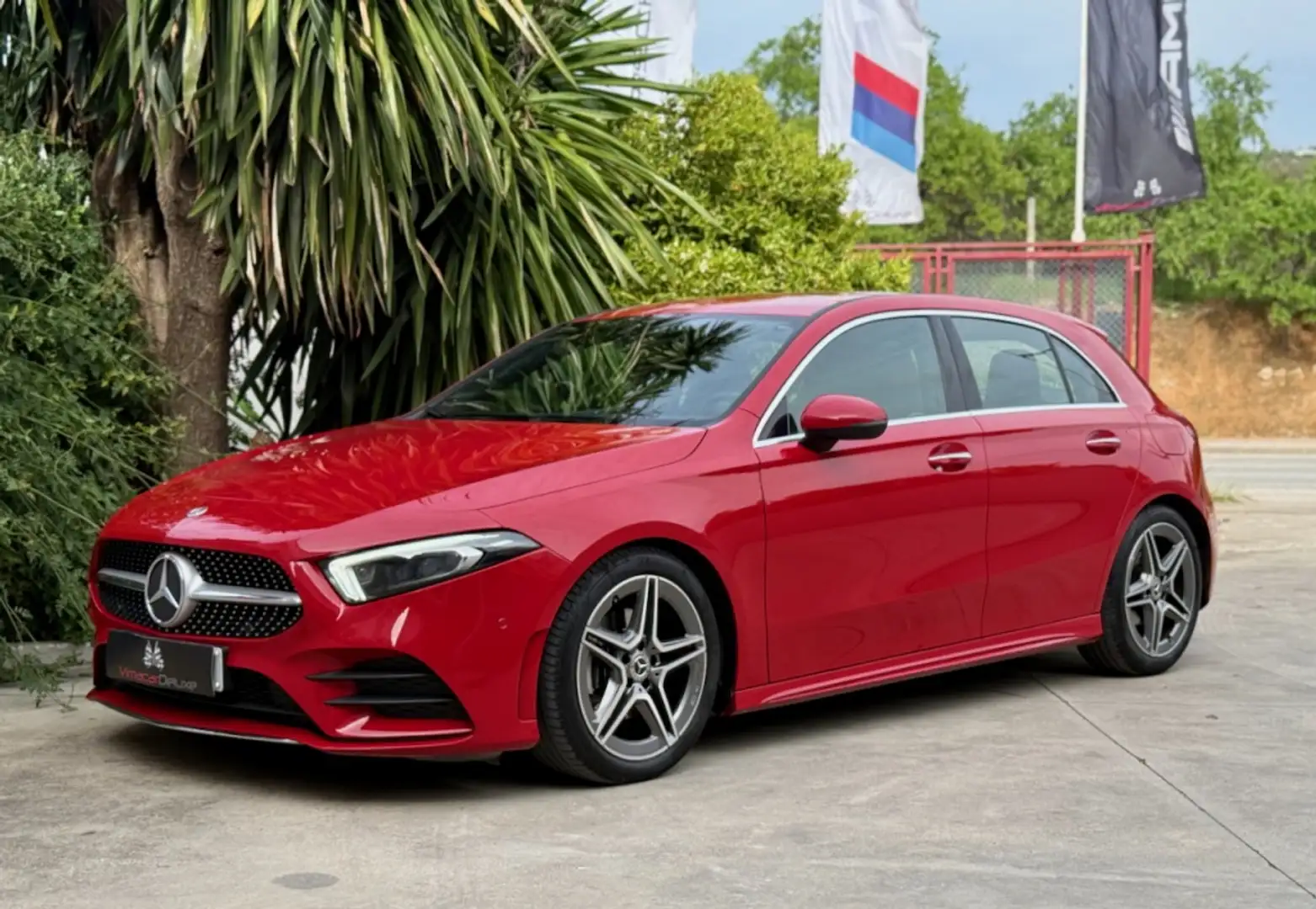 Mercedes-Benz A 180 180d 7G-DCT Rojo - 1