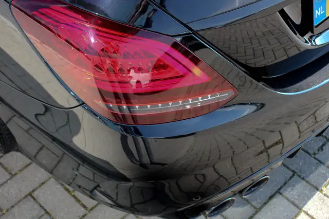 Mercedes-Benz C-Class view 9