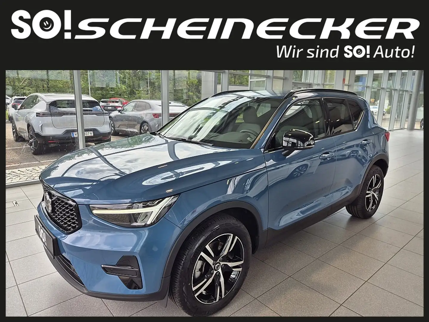 Volvo XC40 B3 Plus Dark Aut. Blau - 2