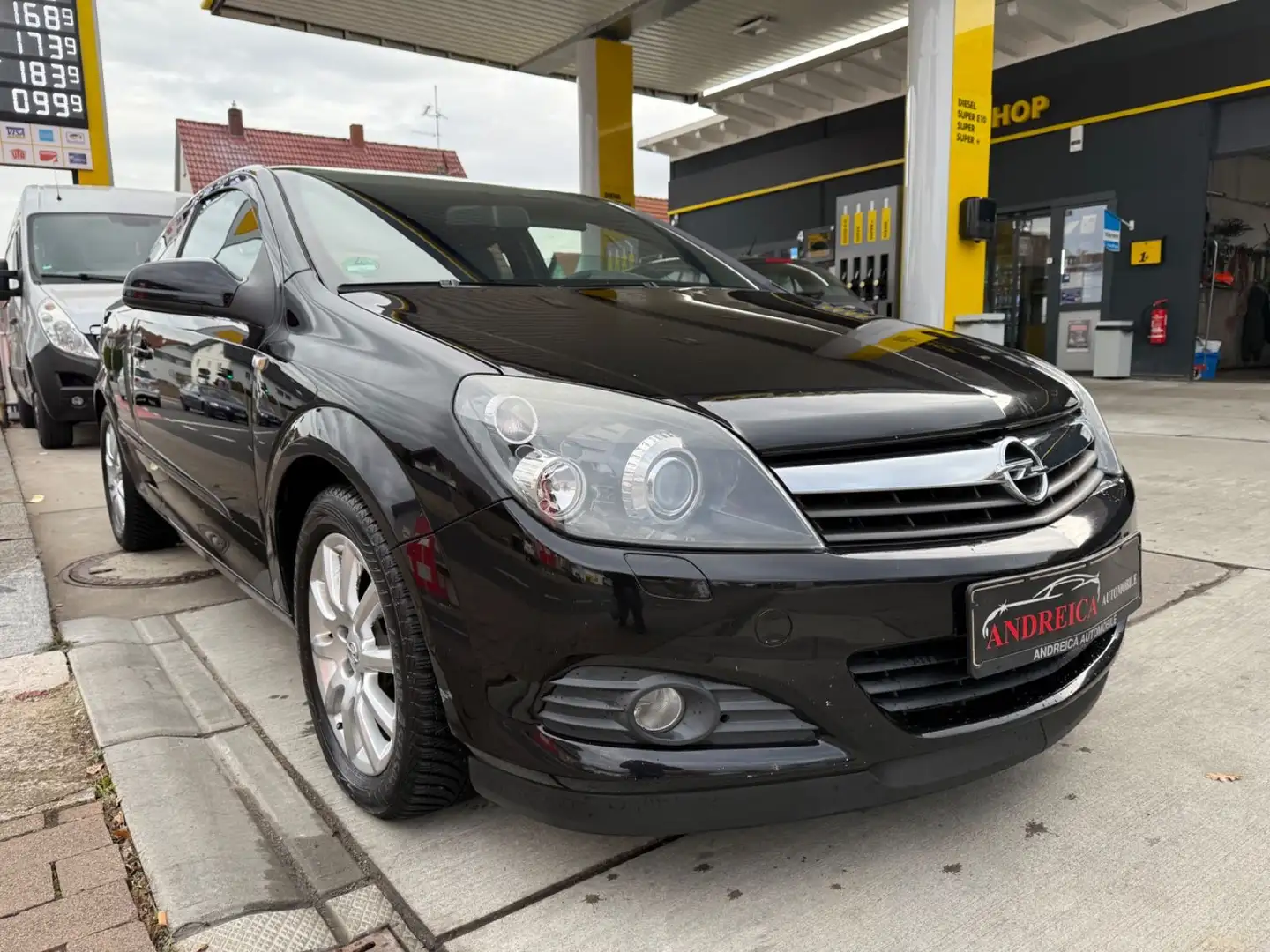 Opel Astra H GTC Cosmo / XENON / NAVI / TEILLEDER Noir - 2