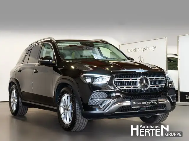 Mercedes-Benz GLE view 3