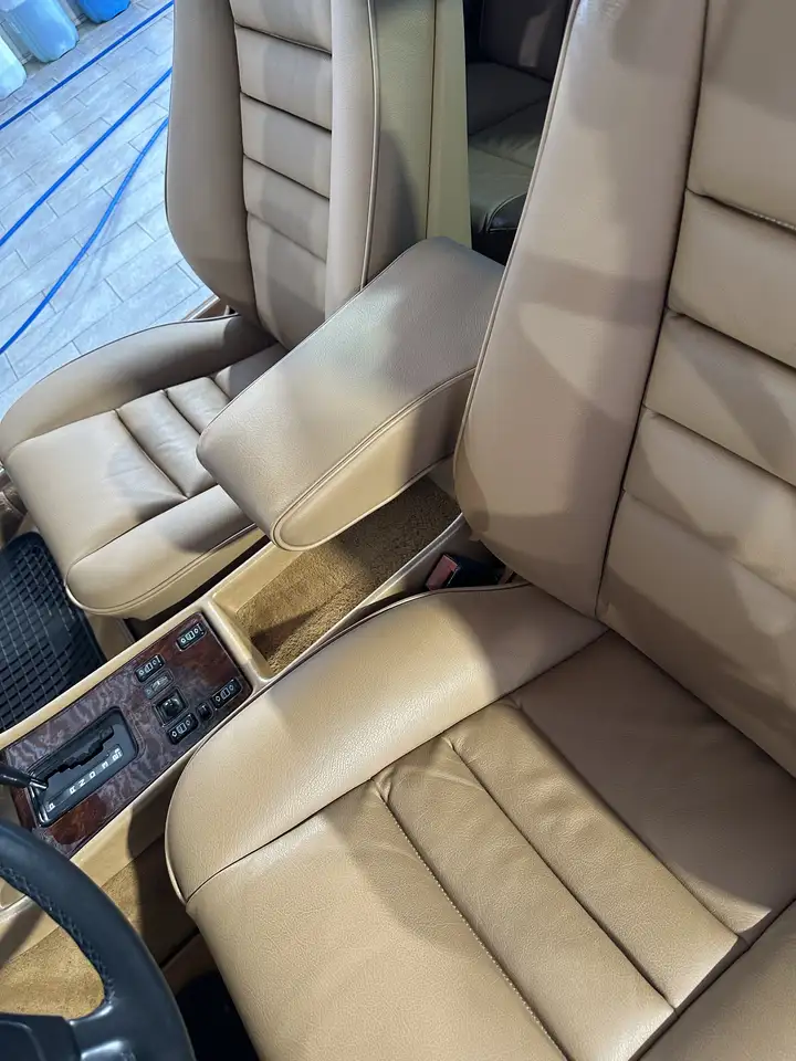 Mercedes-Benz 560 SEC, foto 6