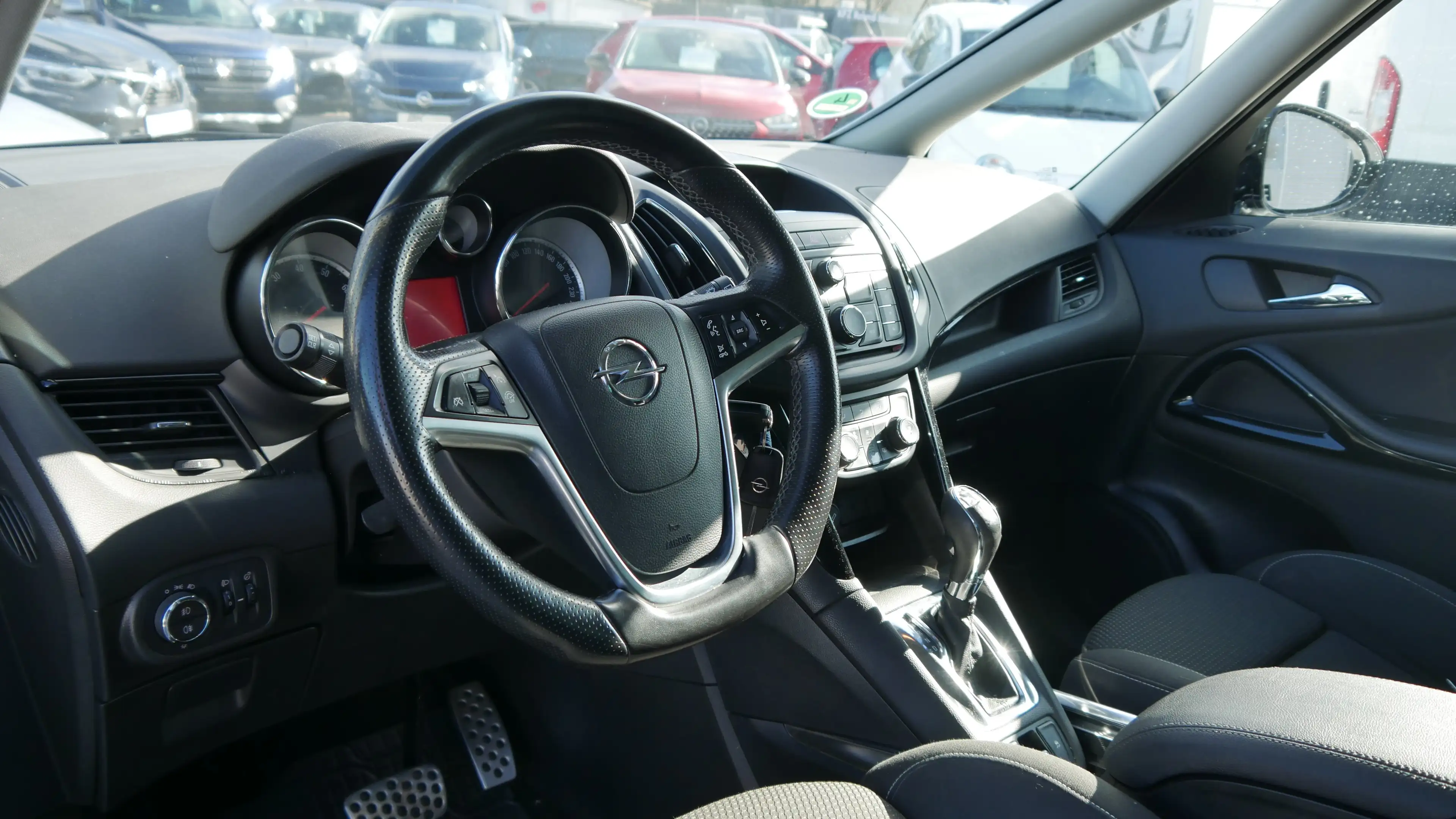 Opel Zafira Tourer Automatikgetriebe Fahrradträger Einparkhilfe Kl — photo 9