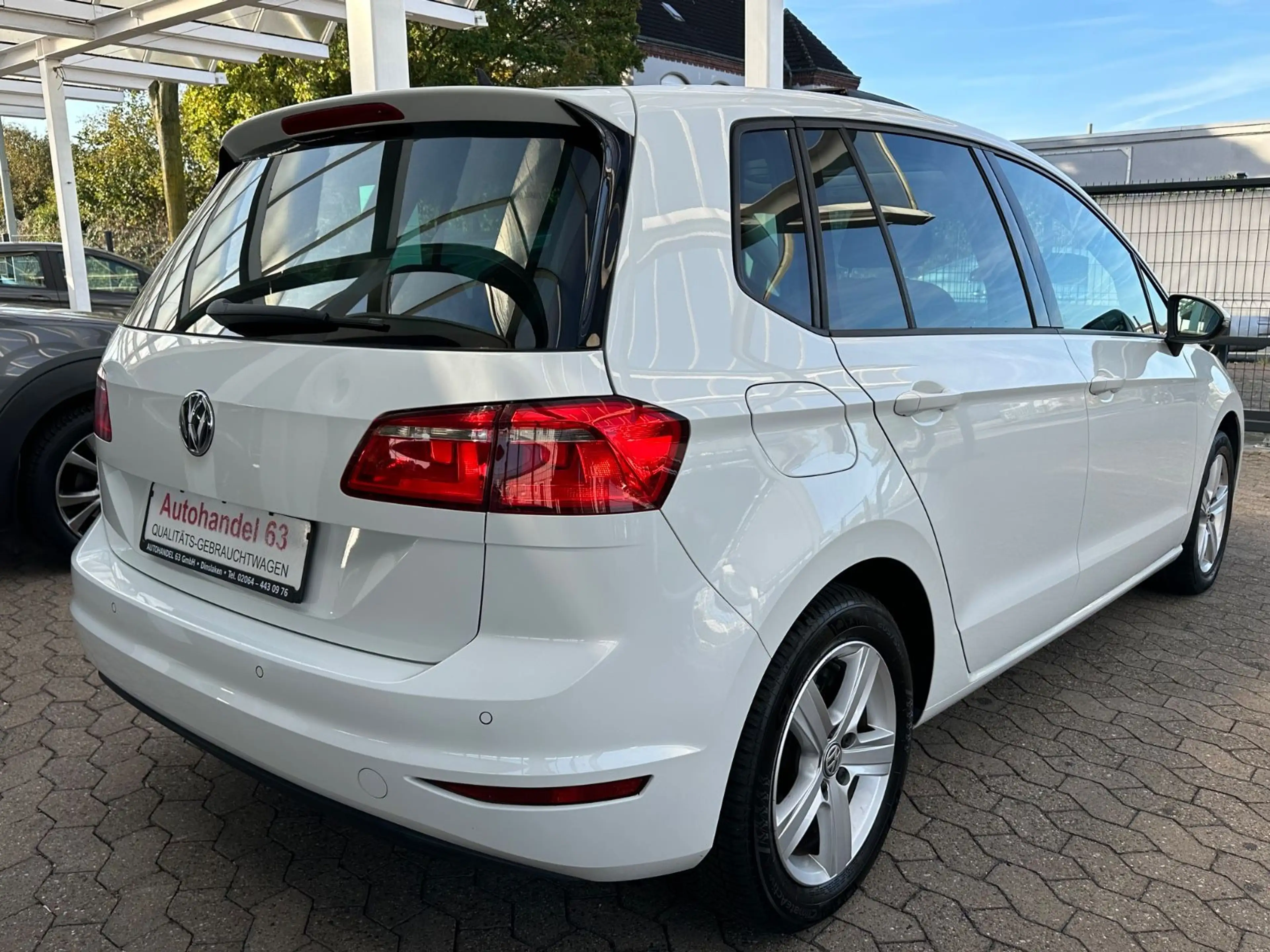 Volkswagen Golf Sportsvan *Pano*Klima*Alu*Tempomat*PDC*Elekt — photo 11