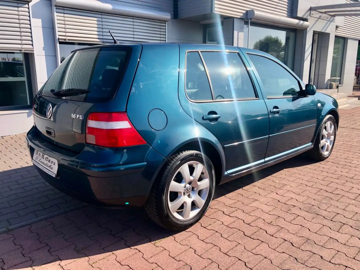 Volkswagen Golf 1.6 FSI Pacific /Klimaautomatik Vert - 2