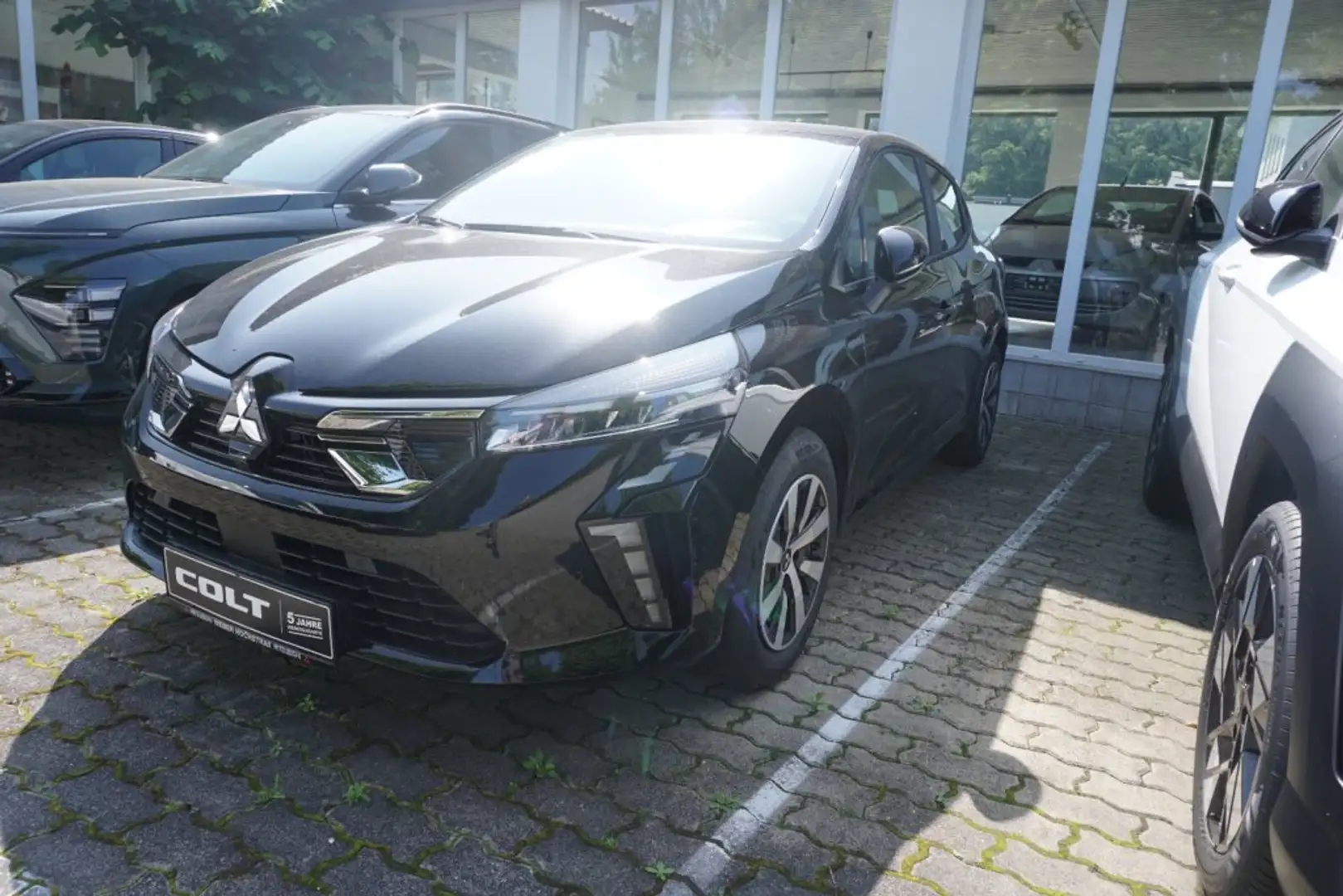 Mitsubishi Colt 1,0 MPI Turbo Invite C 25 Schwarz - 1