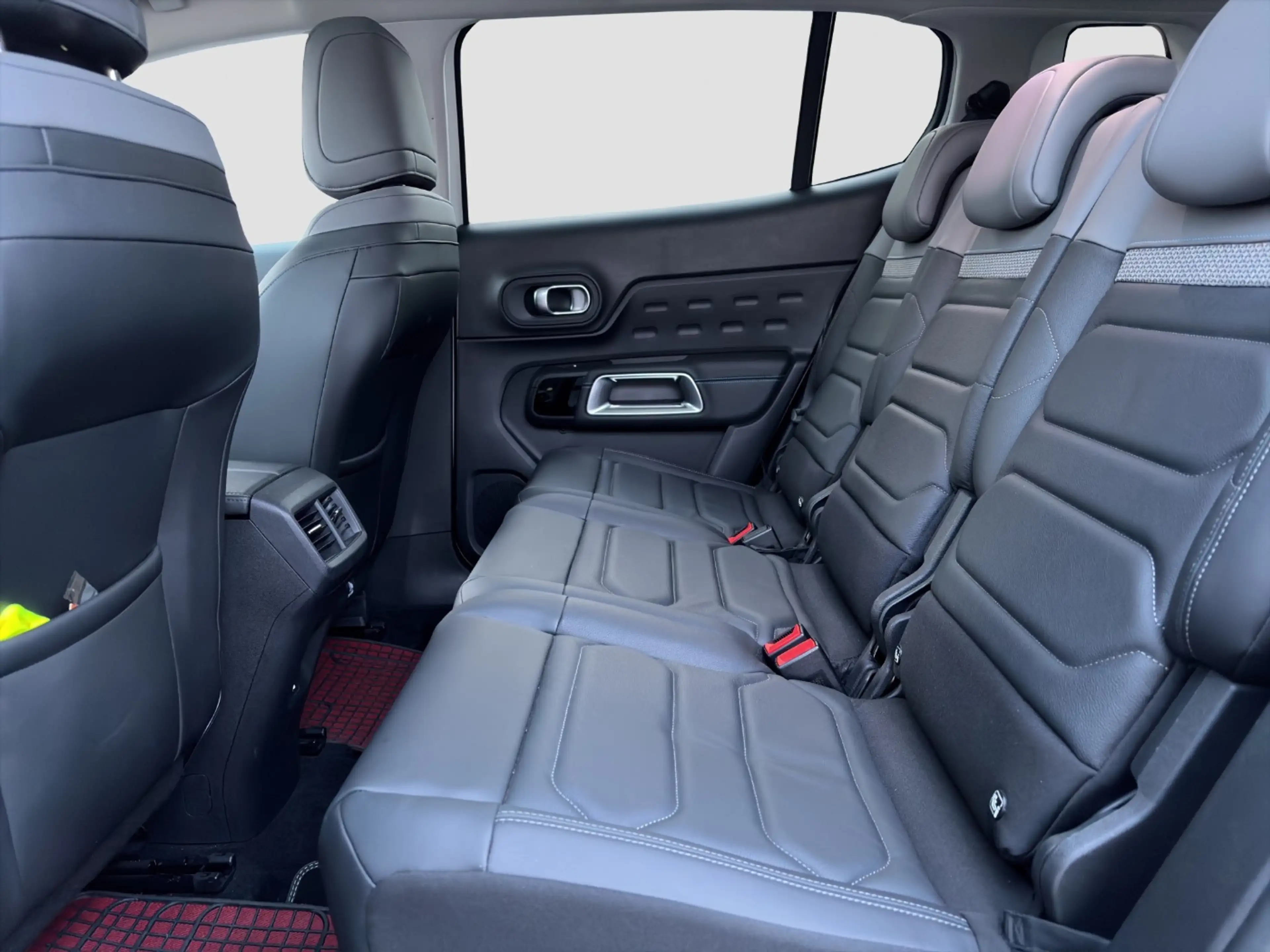 Citroen C5 Aircross 1.5 BlueHDi 130 Shine — photo 15