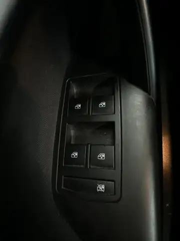 Opel Insignia view 9