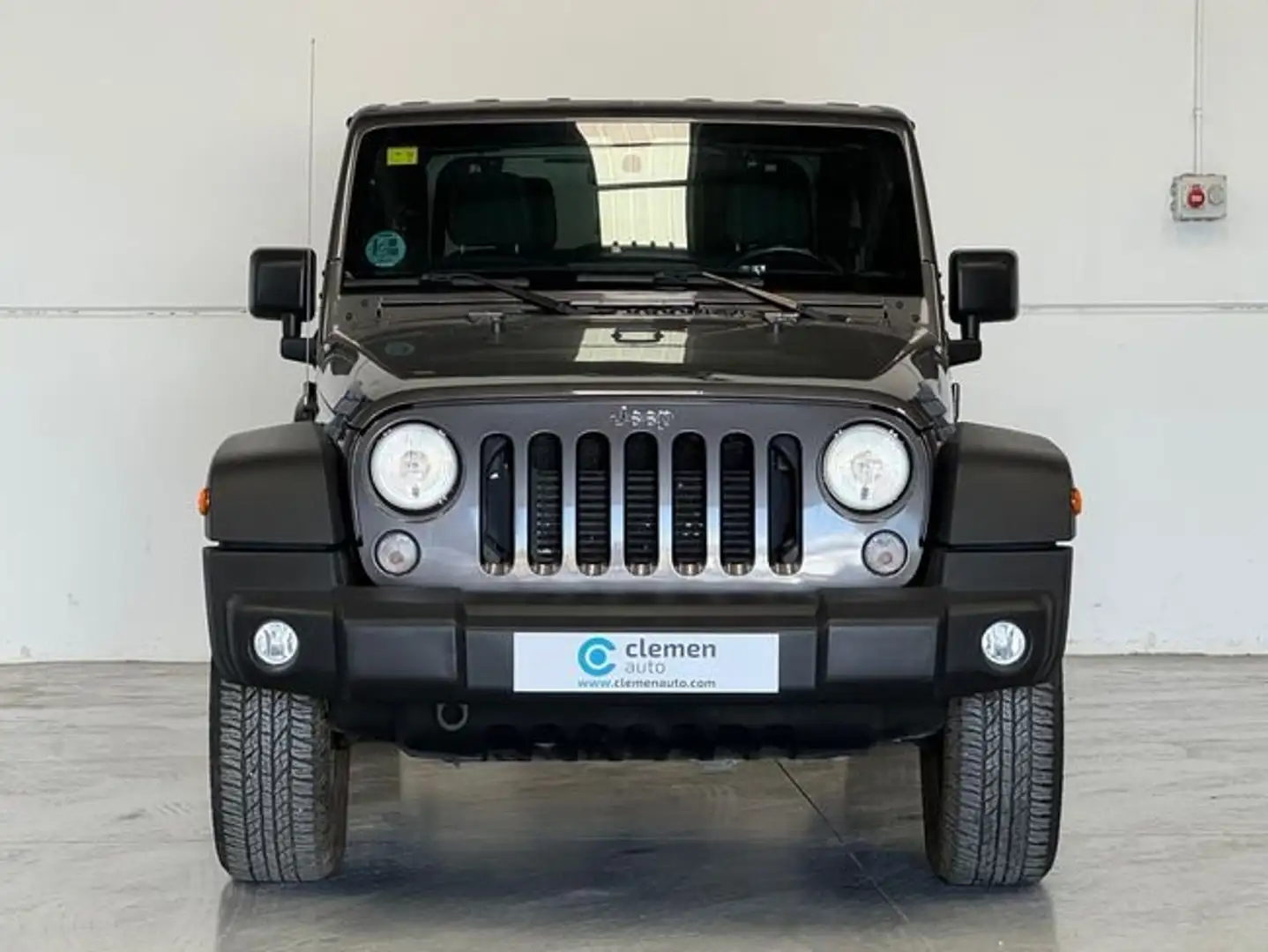 Jeep Wrangler 2.8CRD Golden Eagle Aut. Negro - 2