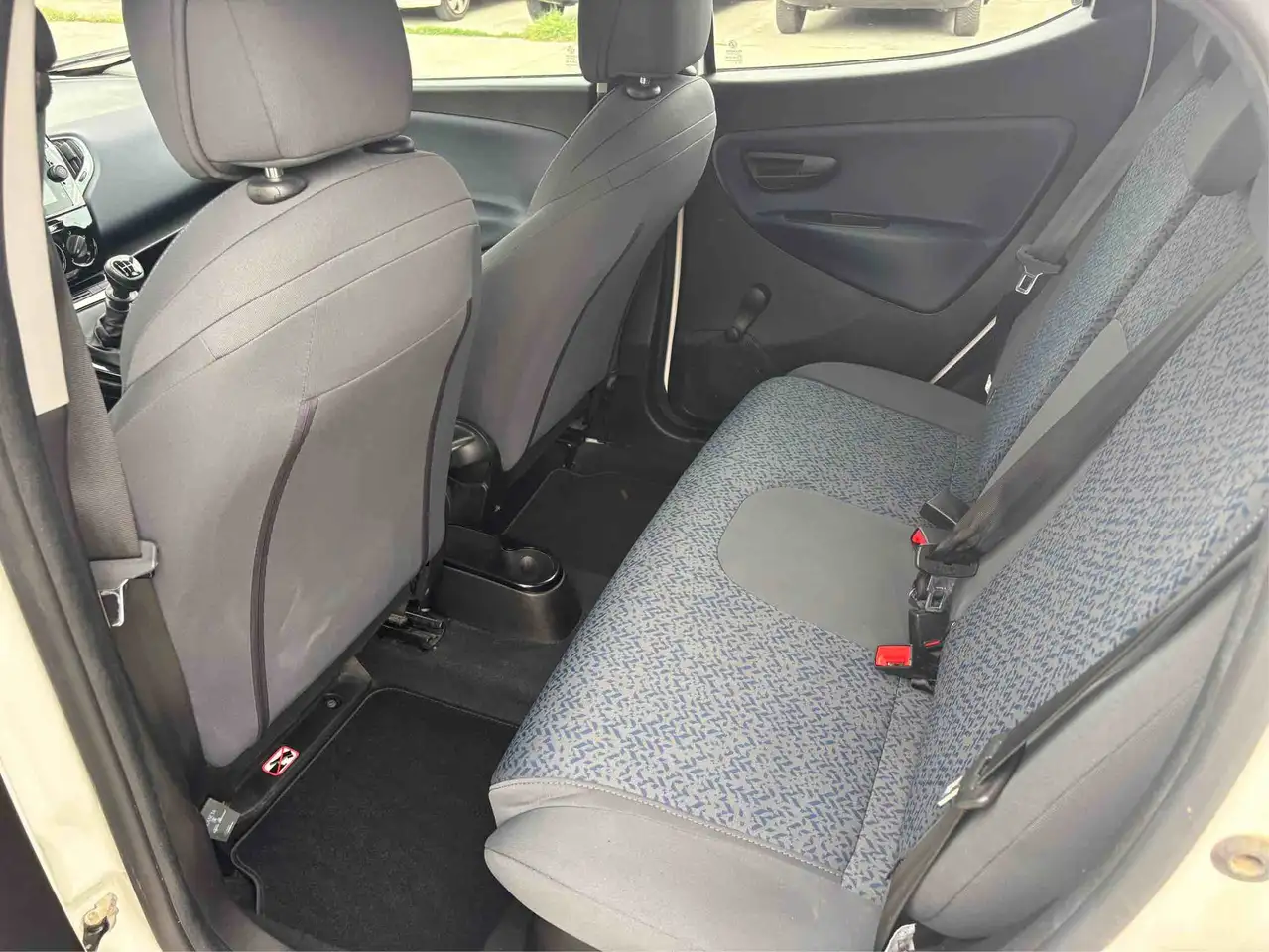 Lancia Ypsilon 2023 — фото 12