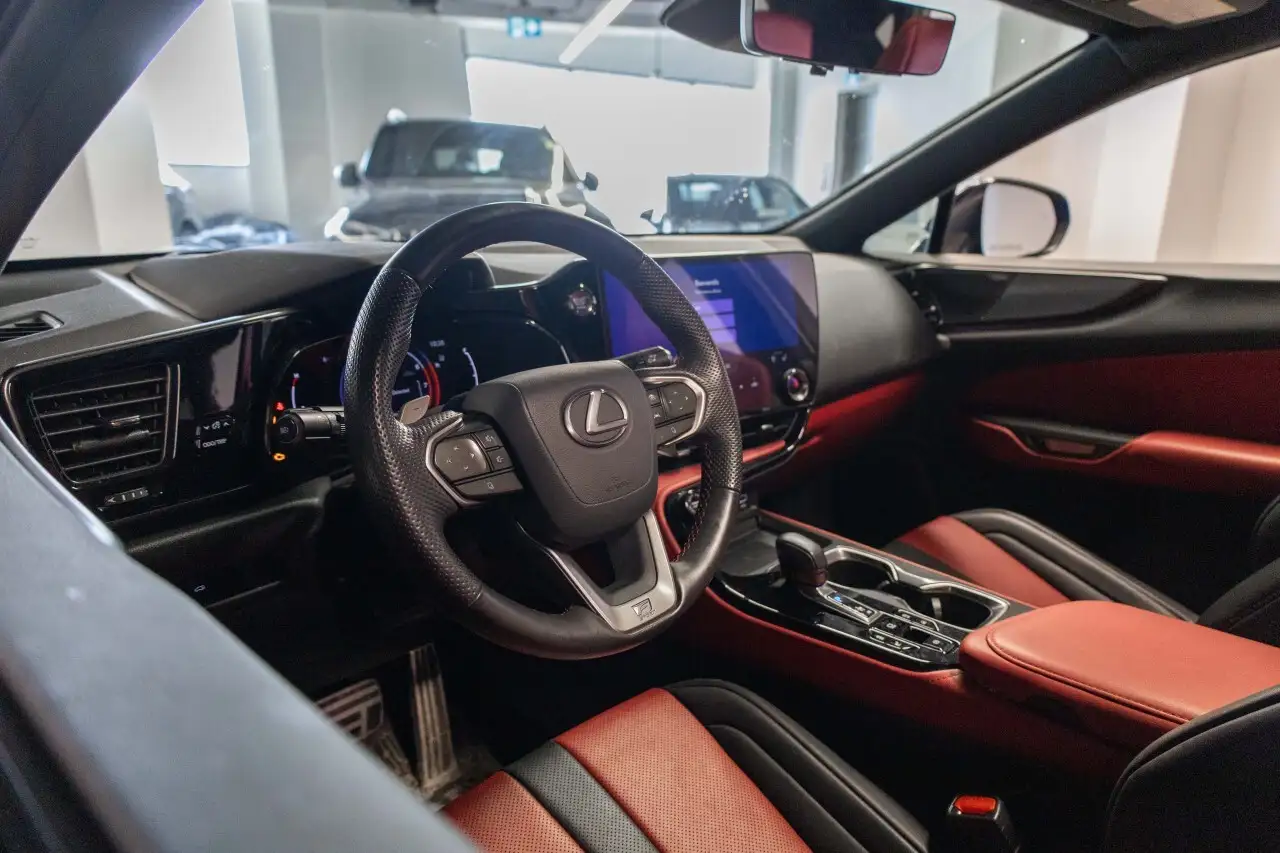 Lexus NX снимка Lexus NX