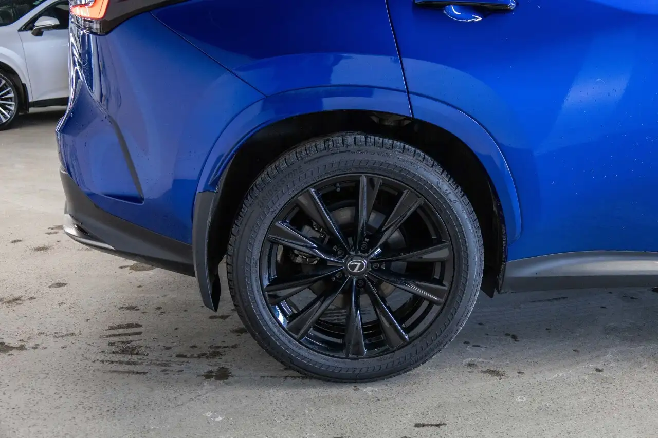 Lexus NX снимка Lexus NX