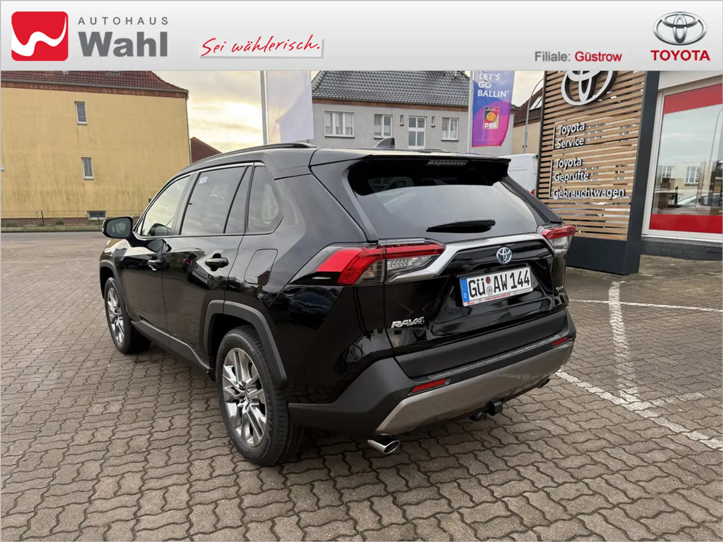 Toyota RAV 4 Schwarz - 2