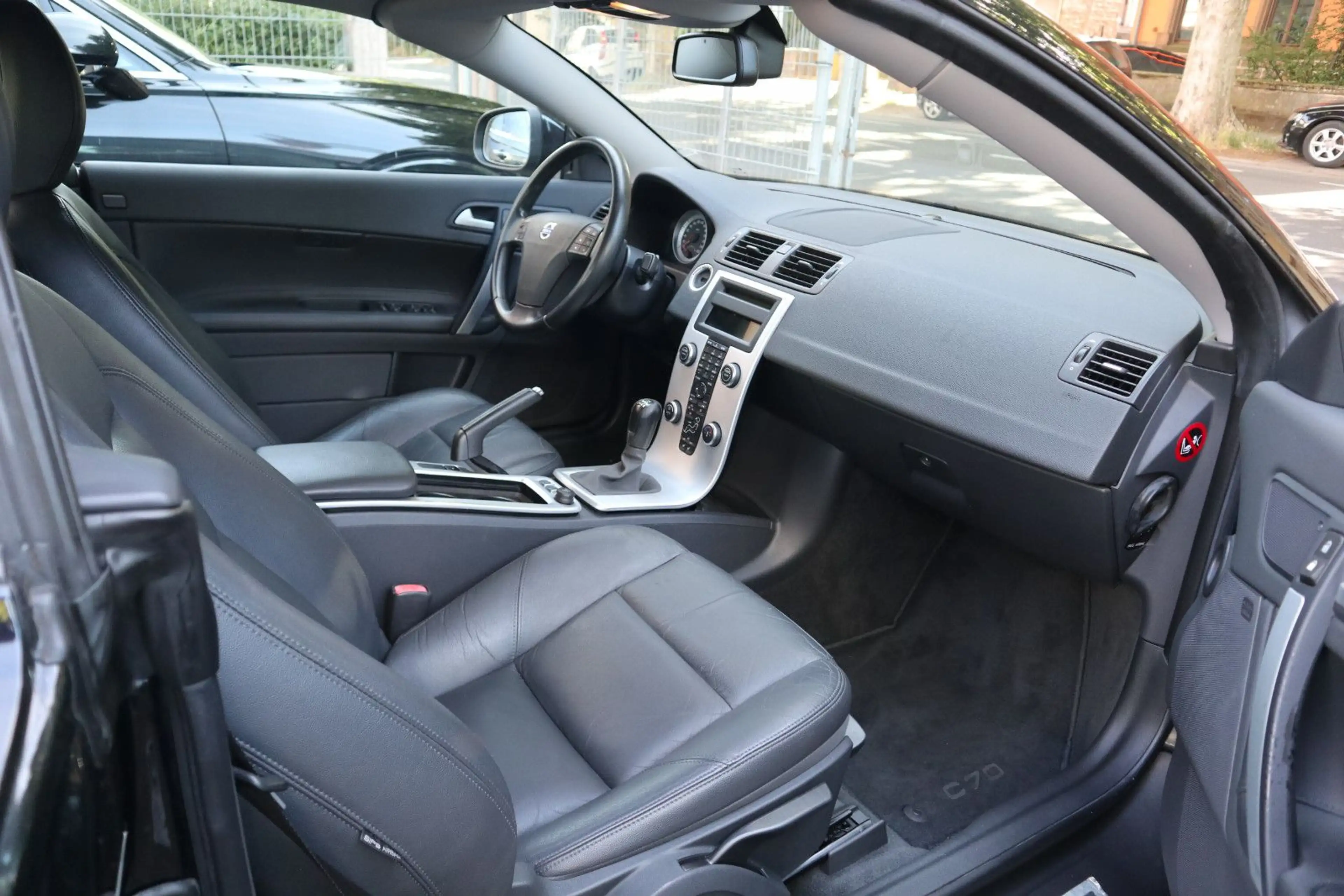 Volvo C70 Cabriolet D3 Summum 1.Hand Scheckheft — photo 9