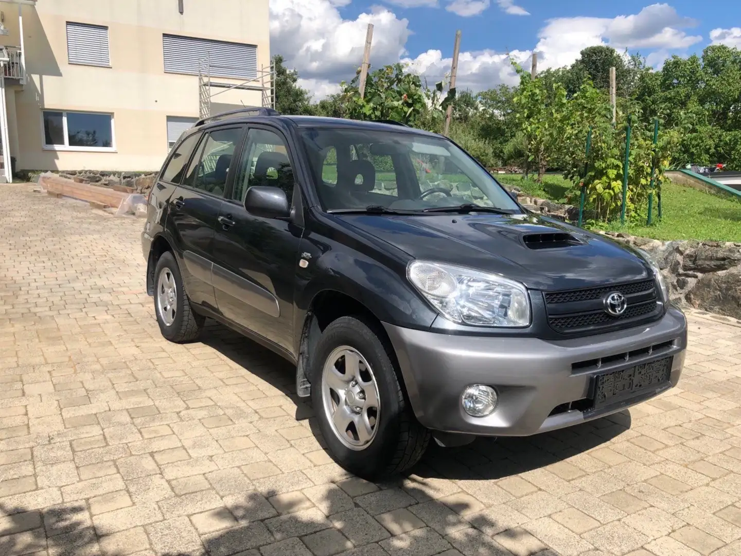 Toyota RAV 4 RAV4 2,0 D-4D 4WD Grau - 1
