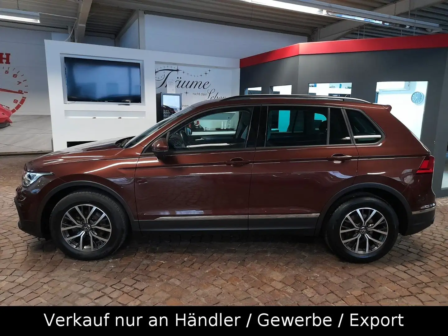 Volkswagen Tiguan Life Blau - 2