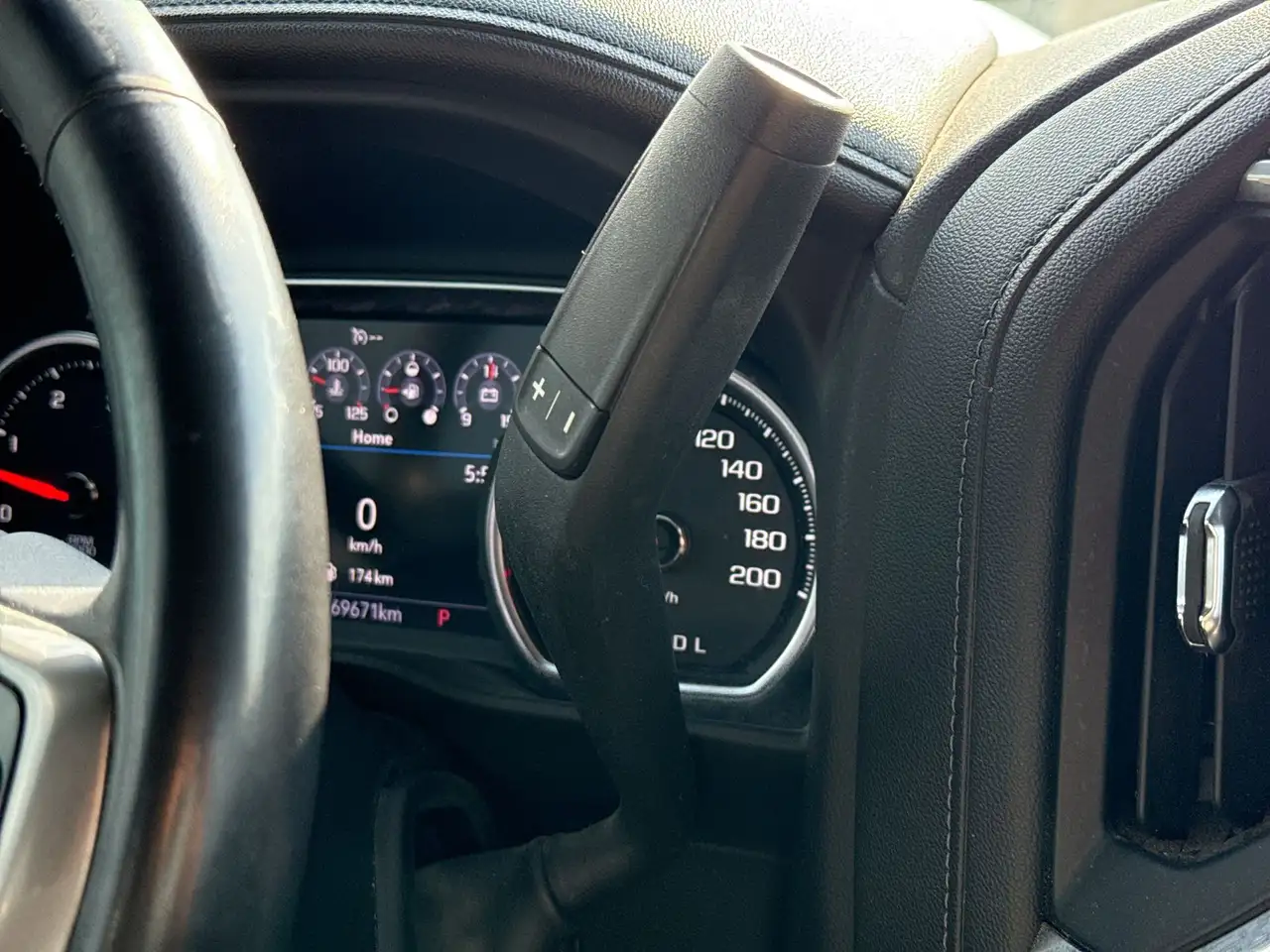 Chevrolet Silverado 2500 снимка Chevrolet Silverado 2500