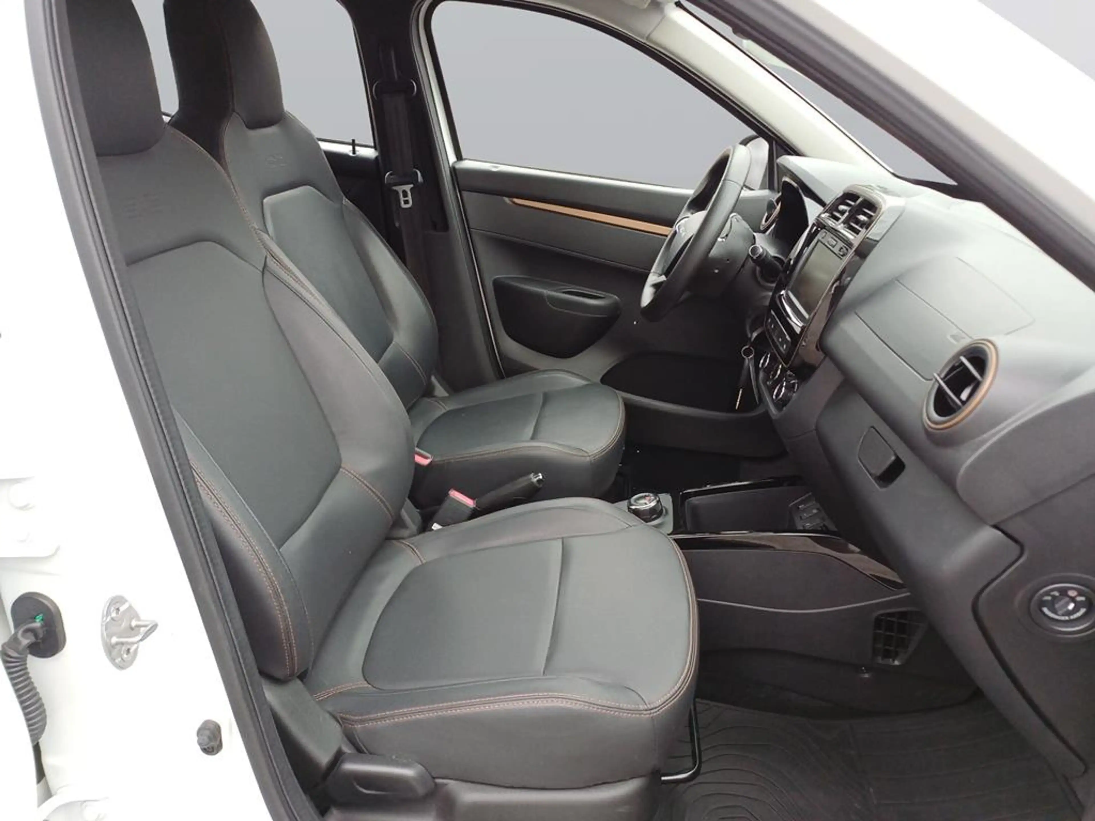 Dacia Spring Extreme — photo 11