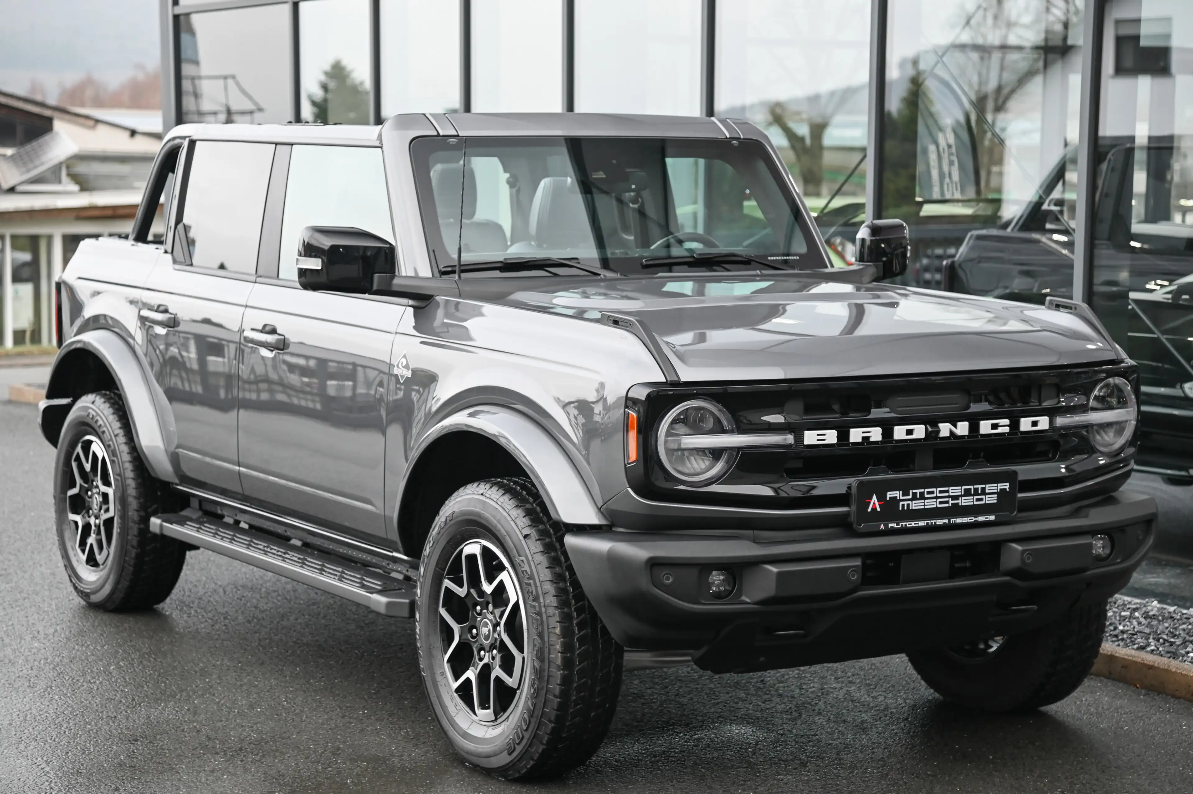 Ford Bronco 2.7 EcoBoost 4x4 Outer Banks* Vollleder* — photo 5