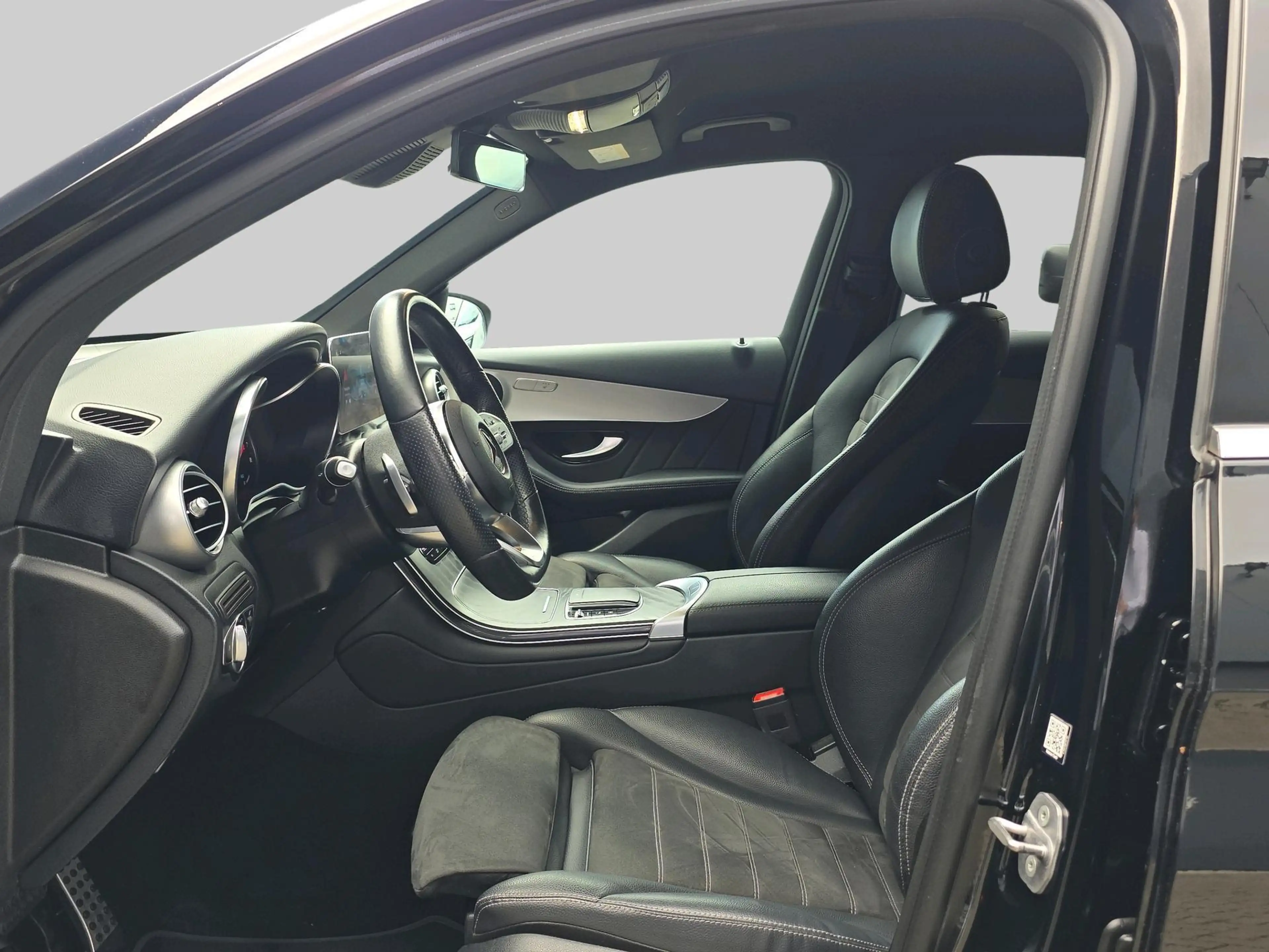 Mercedes-Benz GLC 300 300e 4MATIC Premium | Automaat | Trekhaak | Elektr — photo 12