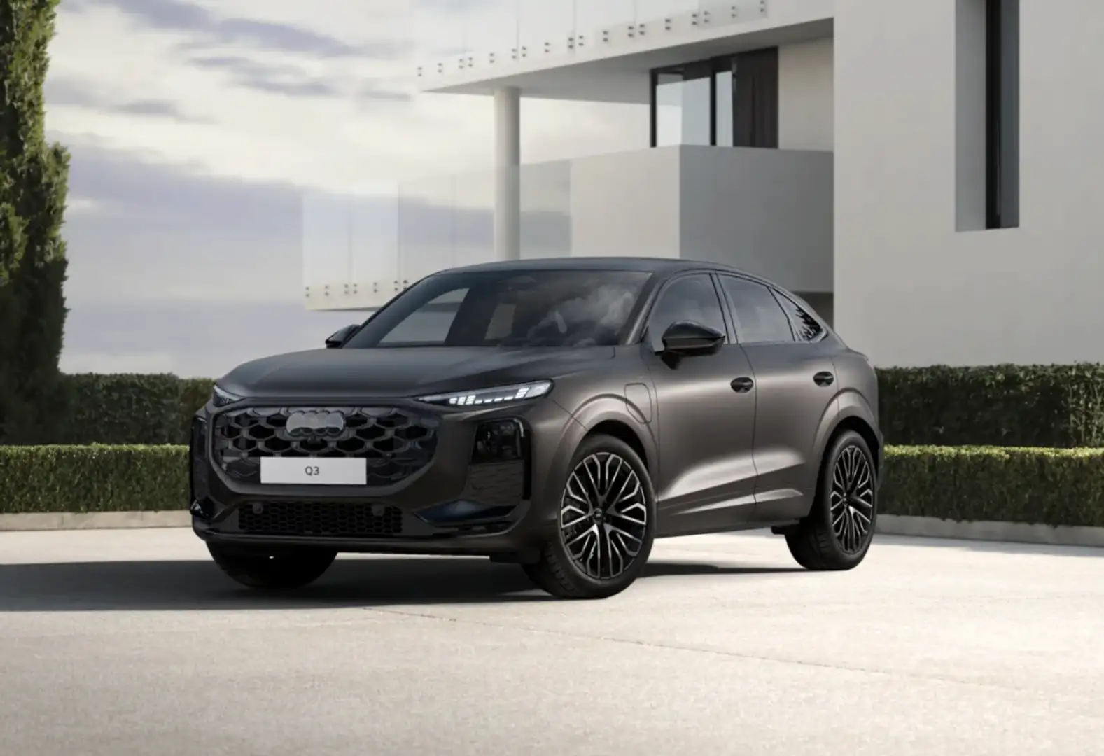 Audi Q3 Sportback e-hybrid Black line S tronic 200kW Marrón - 1