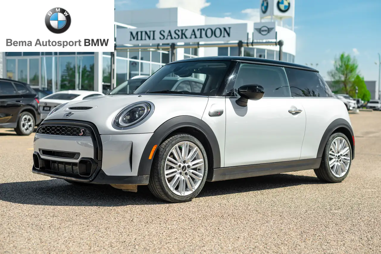 2023 MINI 3 Door