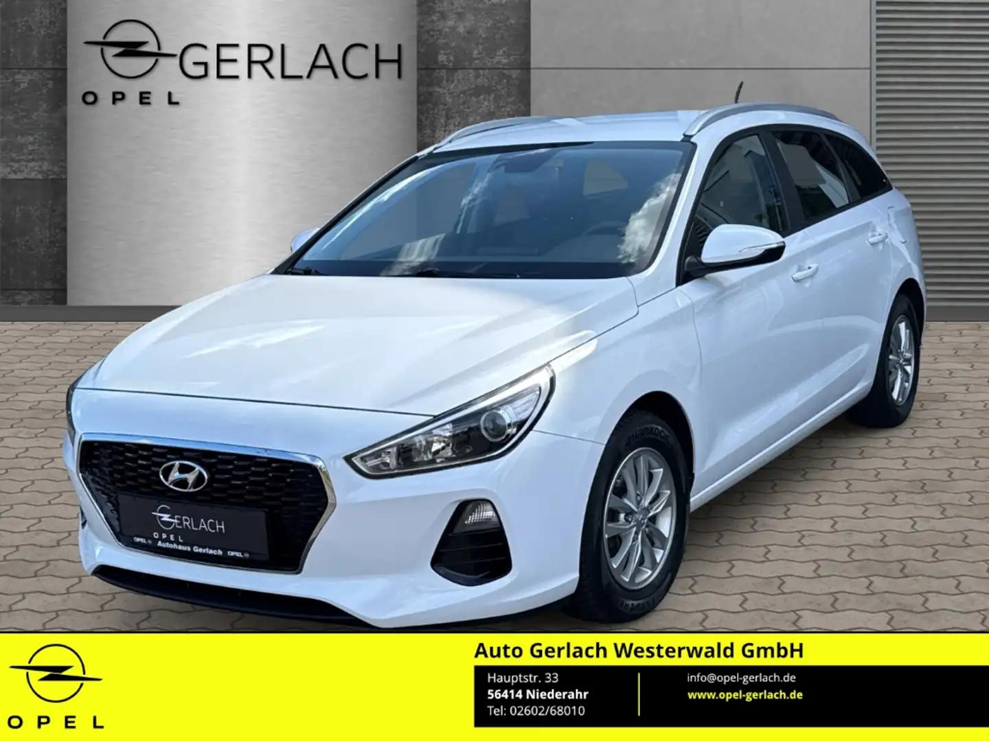 Hyundai i30 cw Passion 1.4 Fahrerprofil DAB SHZ LenkradHZG Spu White - 1