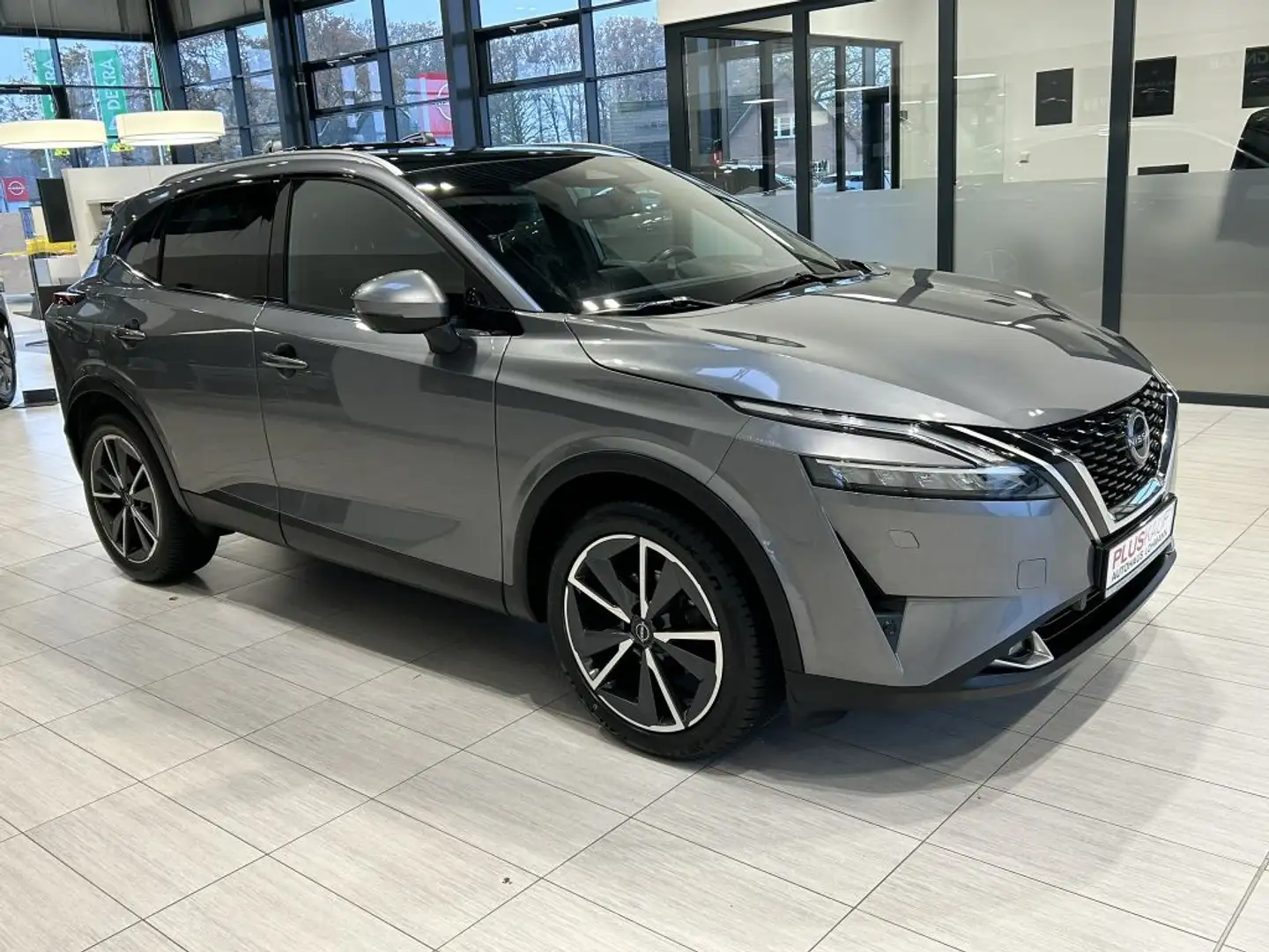 Nissan Qashqai 1.3 DIG-T MHEV Xtronic Tekna+ - 2