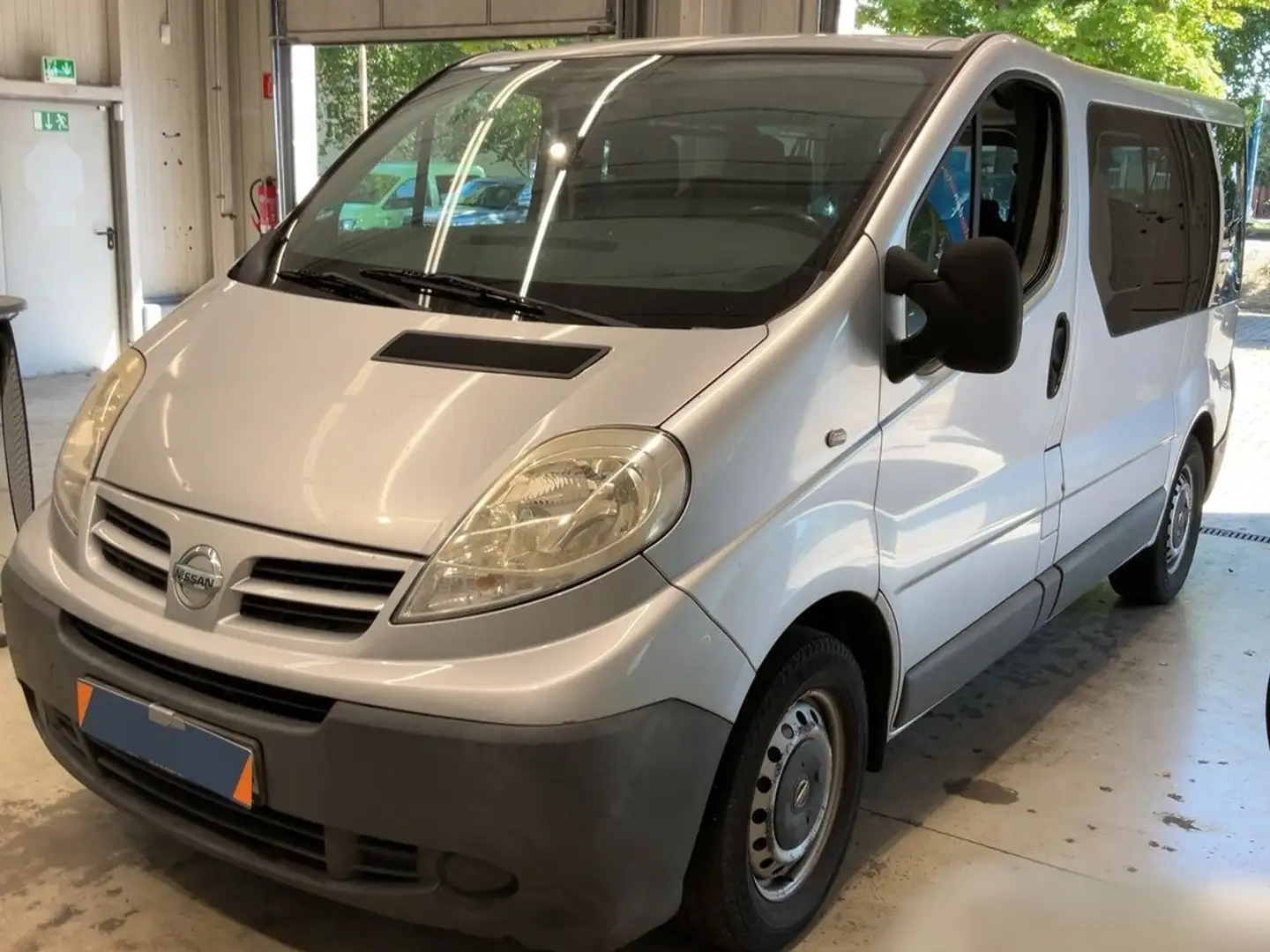 Nissan Primastar 2.0 dCi L1H1 2.7t *TÜV neu*Klimaanlage Plateado - 1