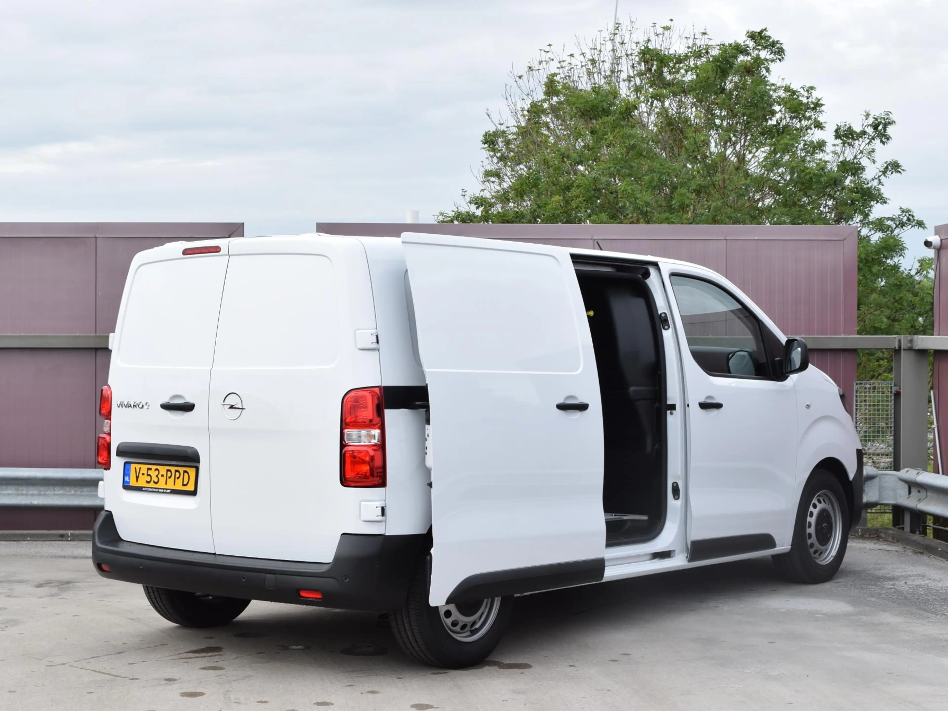 Opel Vivaro-e Electric L2 75 kWh LED Laadruimteverlichting (FC56 — photo 6