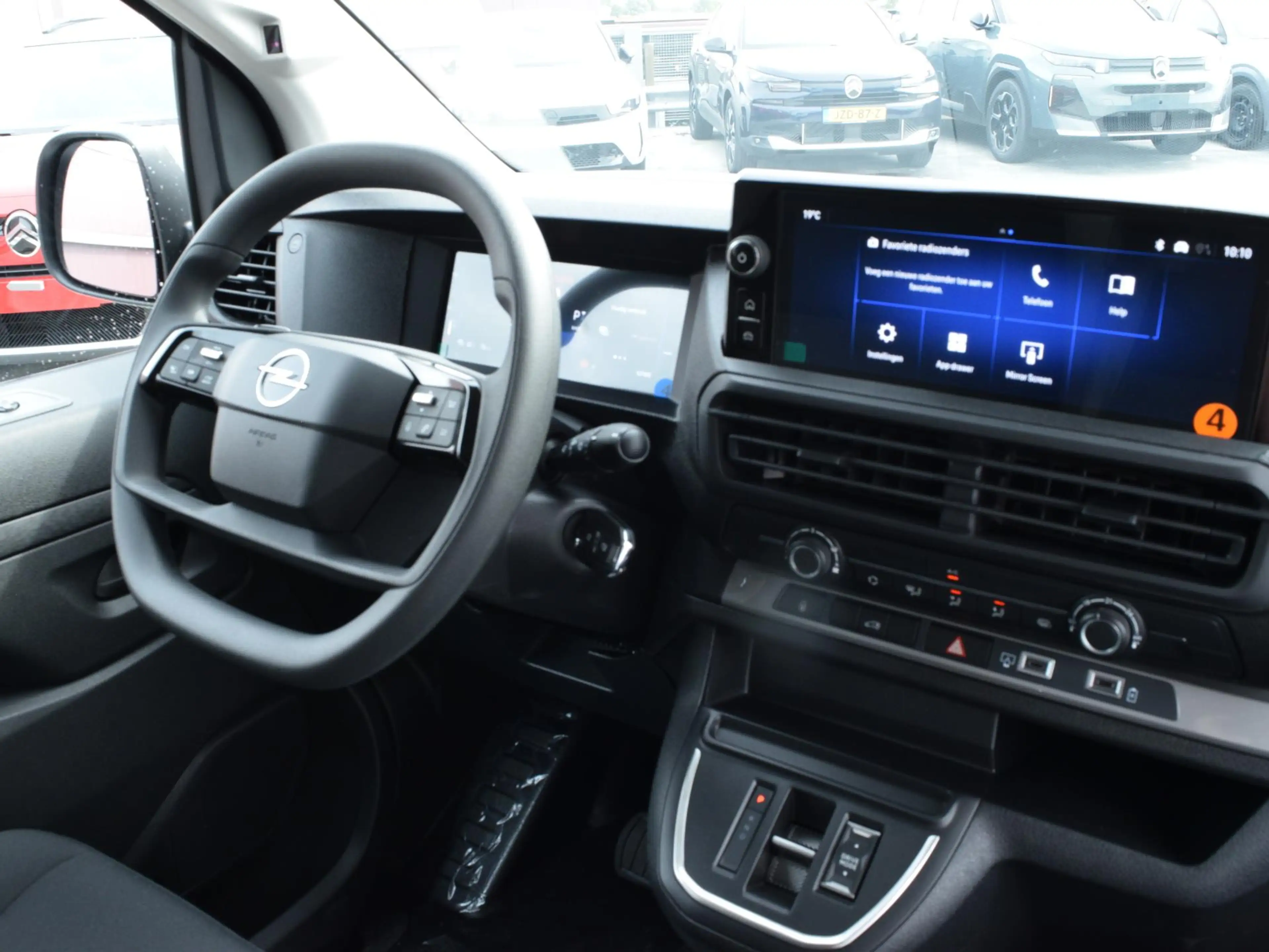Opel Vivaro-e Electric L2 75 kWh LED Laadruimteverlichting (FC56 — photo 12