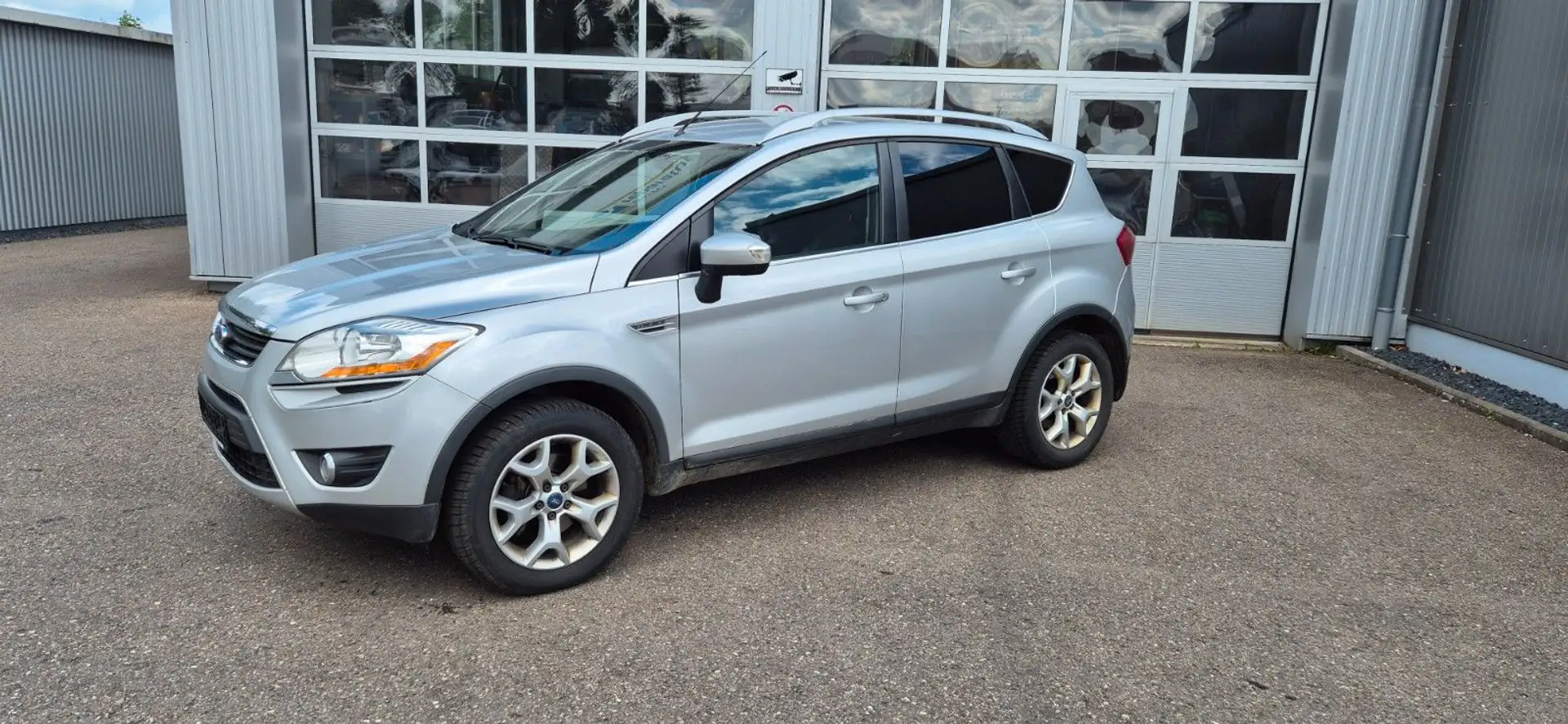 Ford Kuga Trend AHK Klima 4x4 Argent - 1