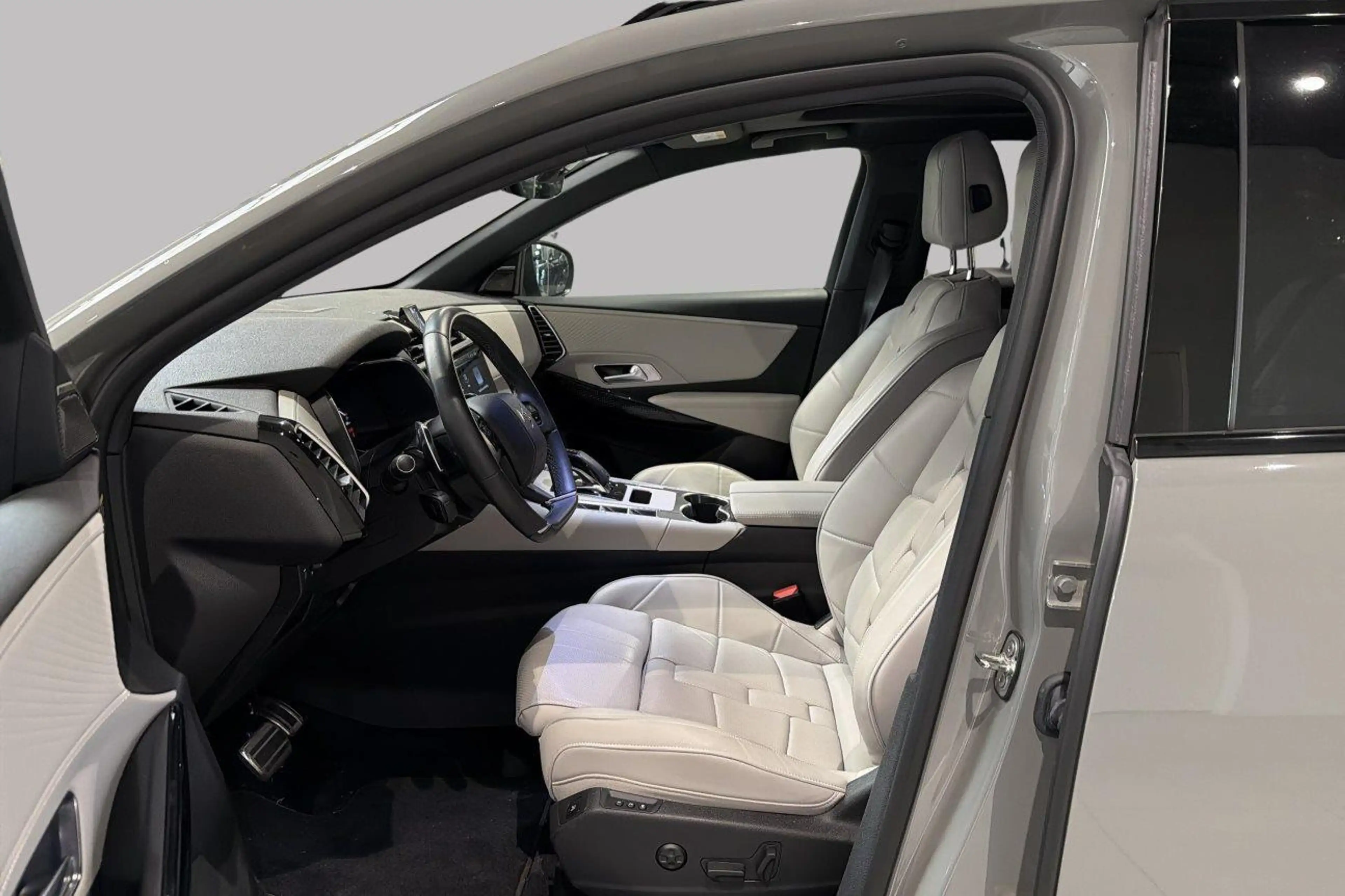 DS Automobiles DS 7 BLUEHDI 130 AUTOMATIC ETOILE — photo 10