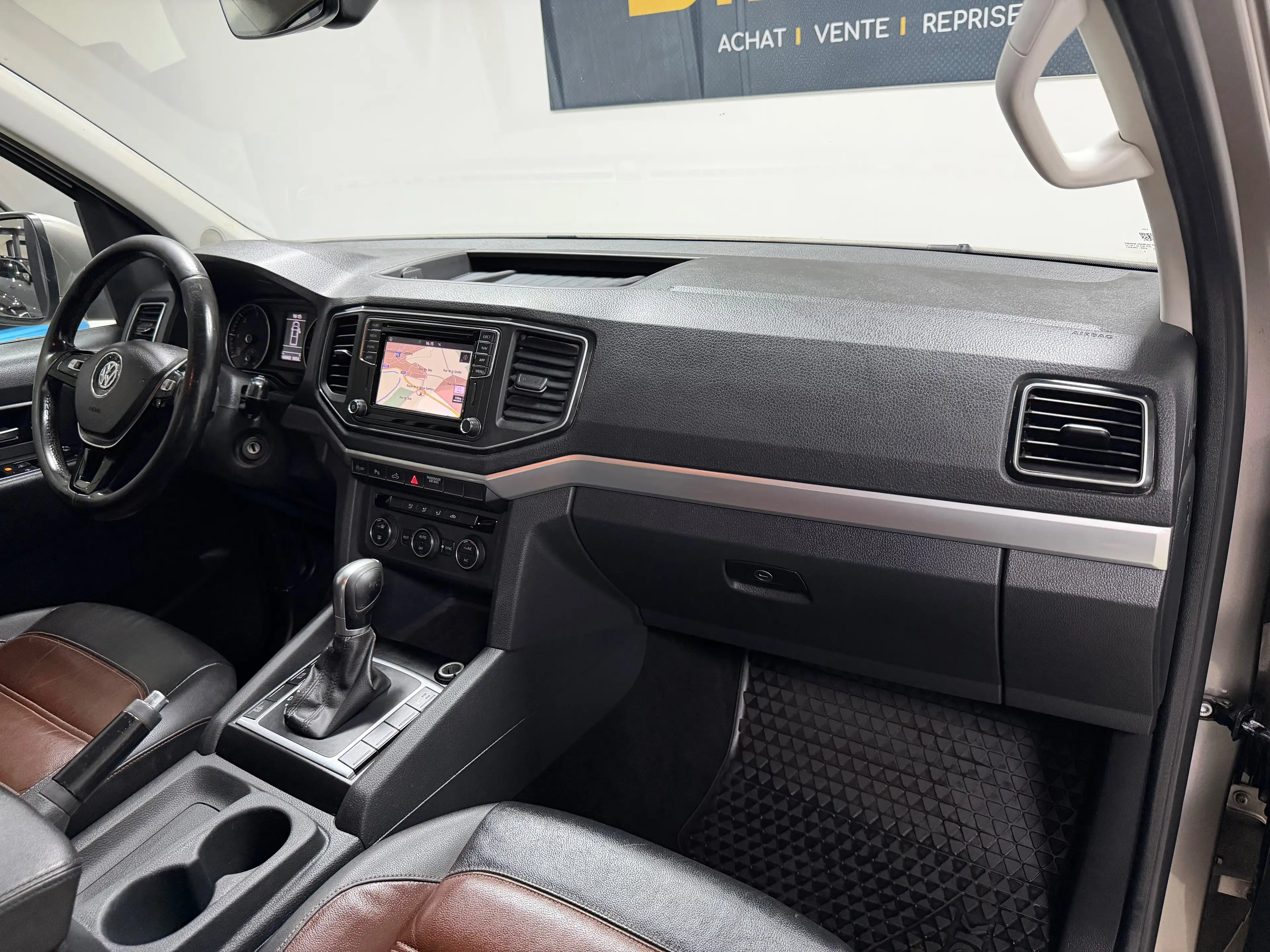 Volkswagen Amarok 3.0 V6 TDi 4Motion Highline *CAMERA*NAVI*CUIR /GARANTIE 12MOIS — photo 8