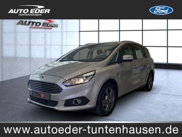 Titanium 5-Sitzer Bluetooth Navi Klima