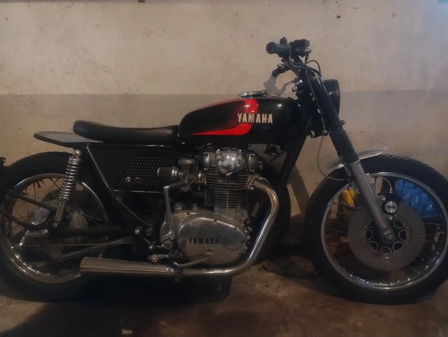 Yamaha XS 650 Special Negro - 2