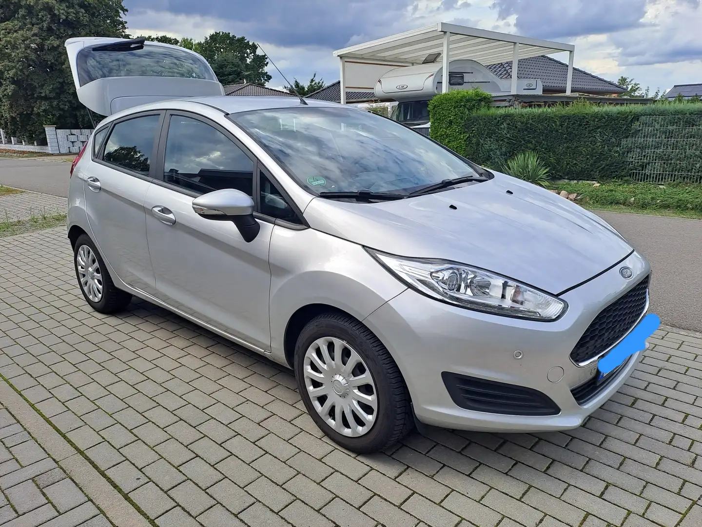 Ford Fiesta Fiesta 1.0 Trend Silber - 1