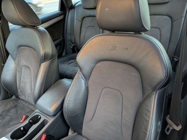 2010 Audi A4 4dr Wgn Auto quattro 2.0T Premium S Line thumb 15