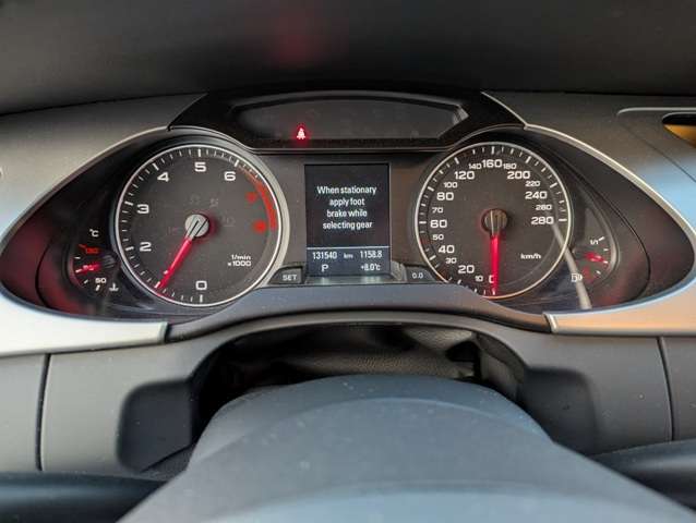 2010 Audi A4 4dr Wgn Auto quattro 2.0T Premium S Line thumb 18