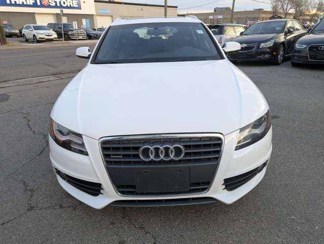 2010 Audi A4 4dr Wgn Auto quattro 2.0T Premium S Line alt 2