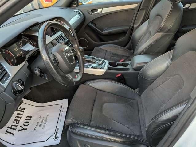 2010 Audi A4 4dr Wgn Auto quattro 2.0T Premium S Line thumb 9
