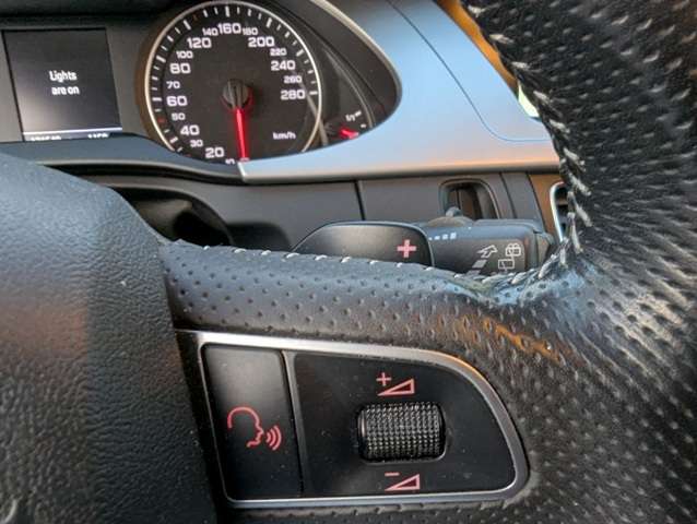 2010 Audi A4 4dr Wgn Auto quattro 2.0T Premium S Line thumb 24